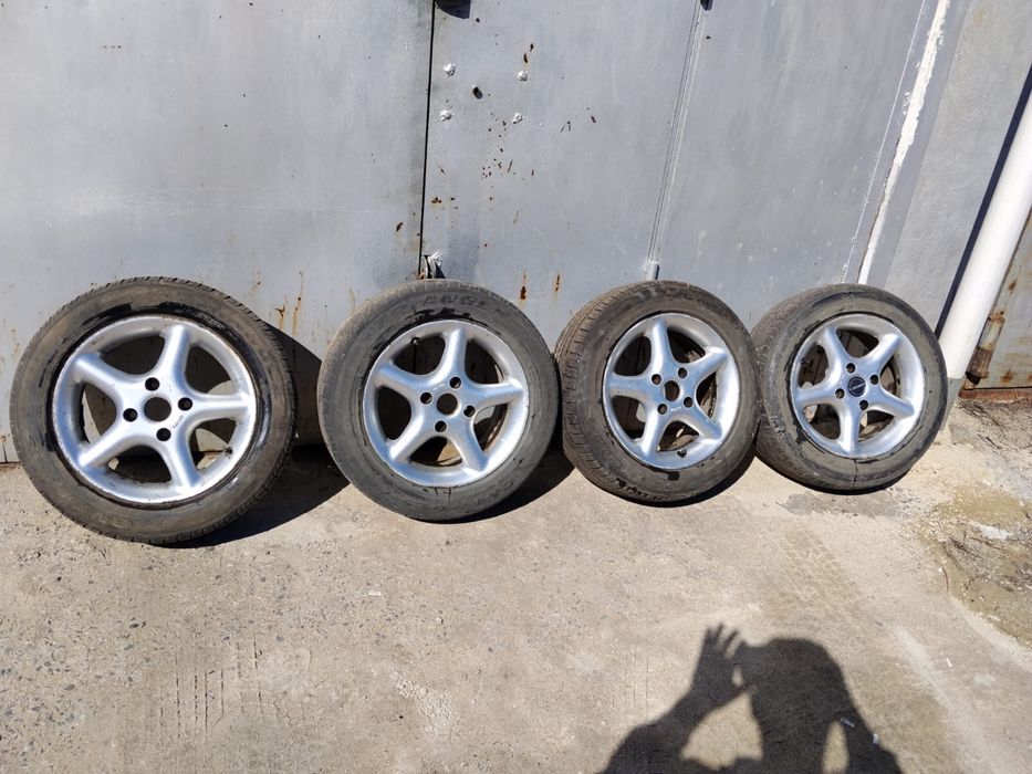 Продам колеса на легковые