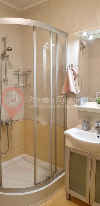 Дава се под наем Тристаен апартамент в София, Стрелбище - 107 кв.м за 990 € - Снимка #8