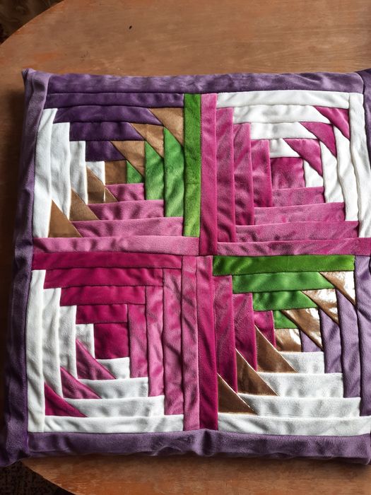 Шәй көрпе 6000т. Отырғышқа көрпе 2000 т