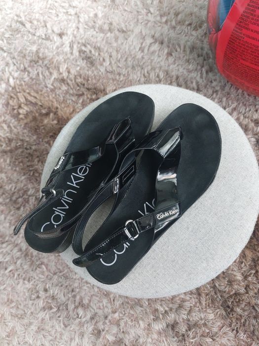 Сандали Calvin Klein 37 номер