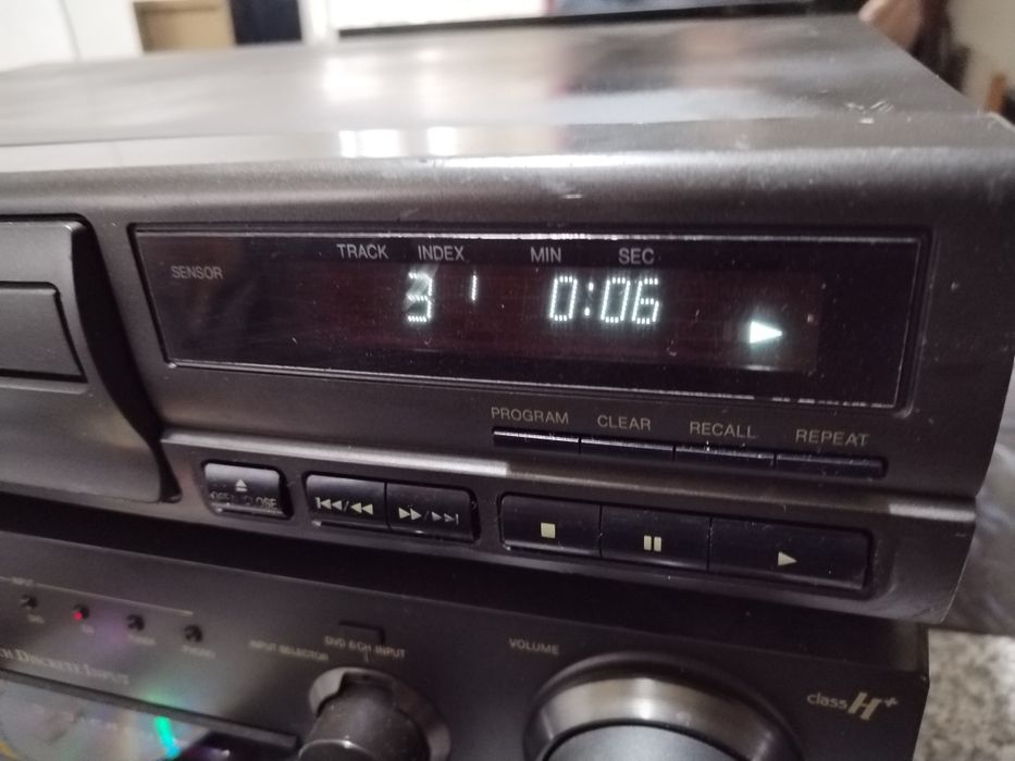 Cd deck Technics sl-pg490