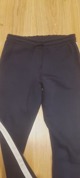 Pantaloni dama moderni