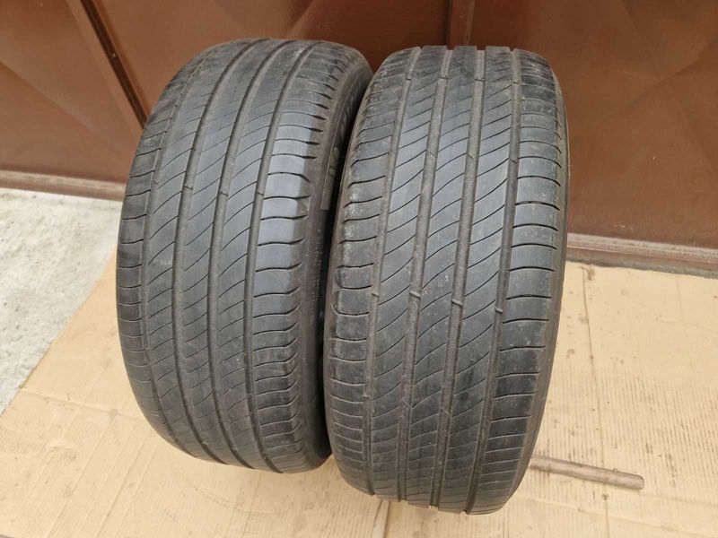 2 Michelin R17 225/55
летни гуми
DOT0623