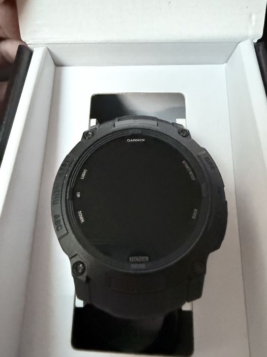 Garmin Instinct 3 AMOLED TACTICAL