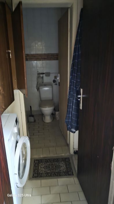 Тристаен в блок Зора