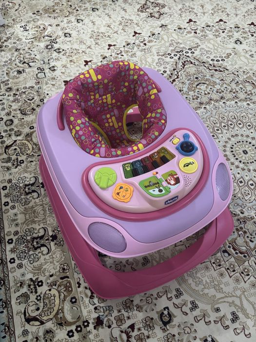 Продам ходунок chicco