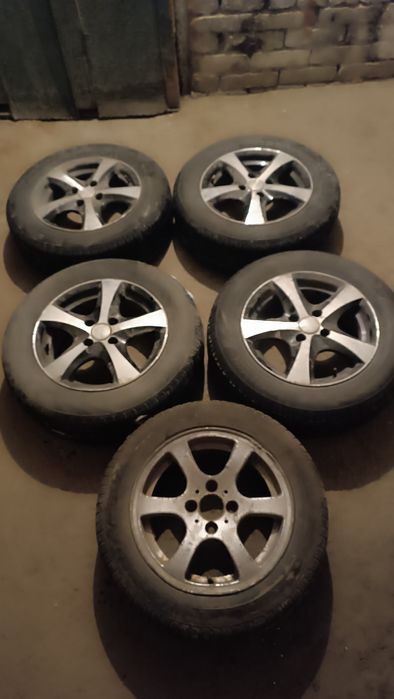 Шины 14 с дисками 100.000