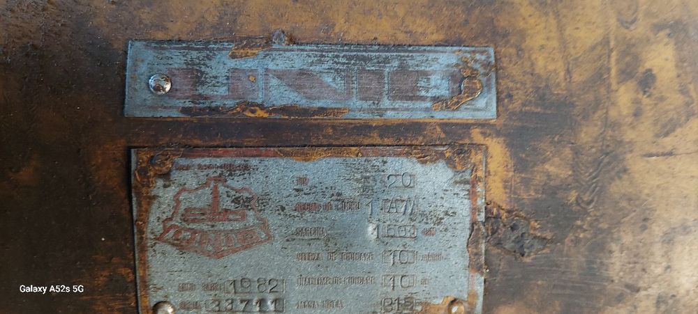 Vand electropalan are aprox 500kg