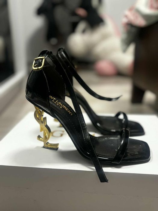 Sandale Yves Saint Laurent