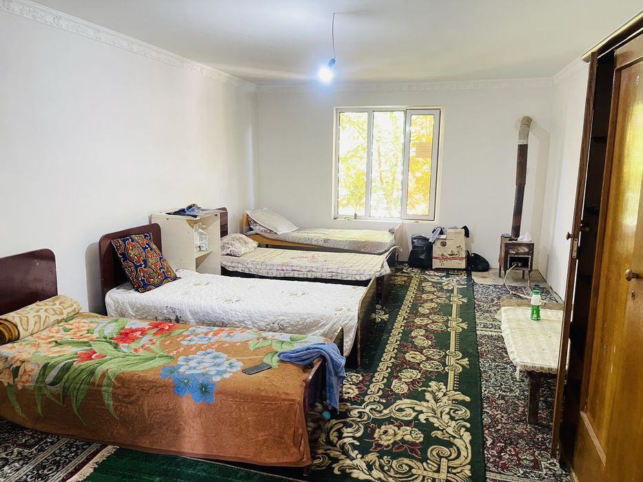 Студент абитуриент угиллар учун квартира бор