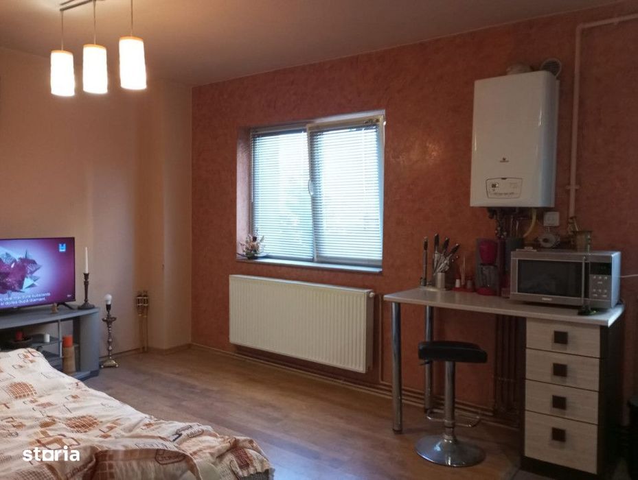 De vanzare apartament cu 2 camare decomandat Manastur
