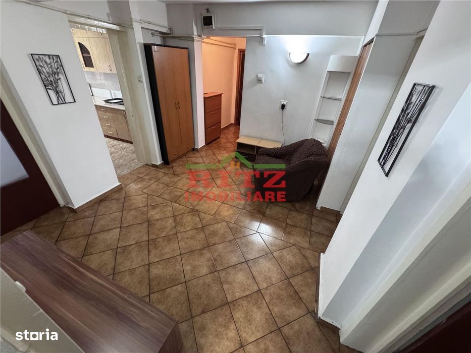 Nou! Ap. 3 cam., decom., S=80 mp, et. 3, Ultracentral!