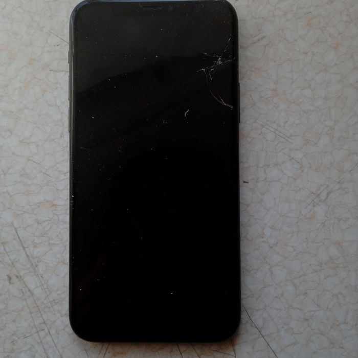 iPhone 11 pro, 80000