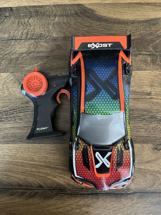 Кола с дистанционно Exost