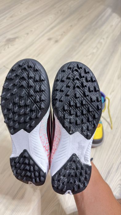 Футболни обувки 32 (стоножки) ADIDAS F50