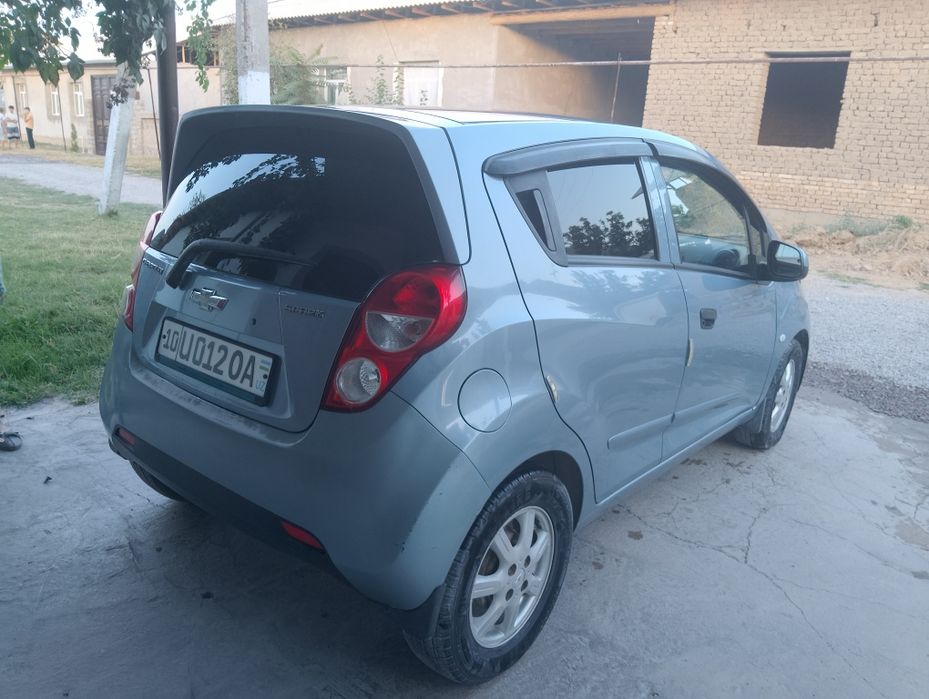 Chevrolet Spark.  2 - позиция.