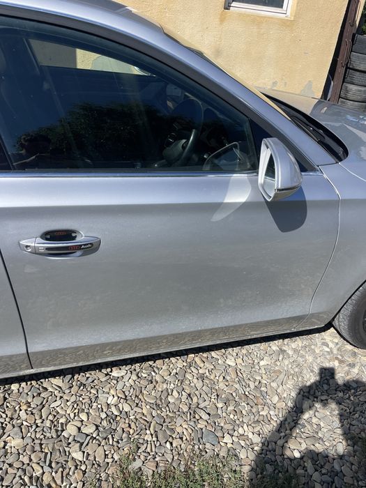 Ușă Portiera dreapta fata Audi A8 4H D4 LX7W completa an 2010-2017