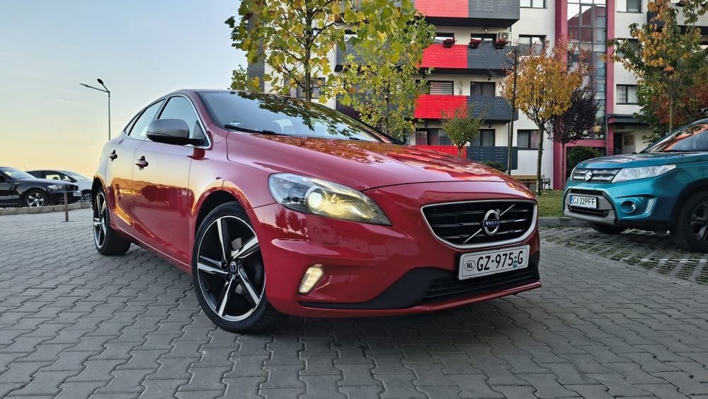 Volvo V40