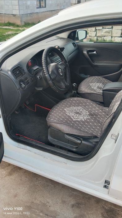 Volkswagen Polo 2014