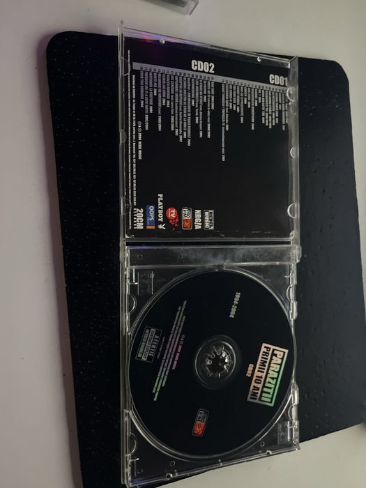 Cd 02 parazitii primii 10 ani