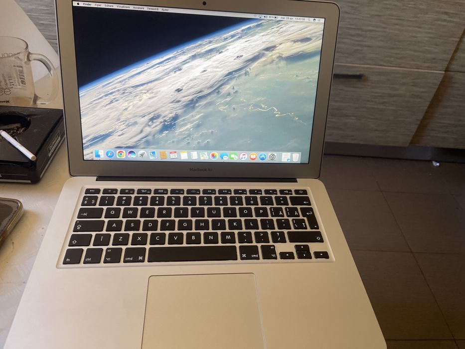 macbook air 2015,8 gb ram