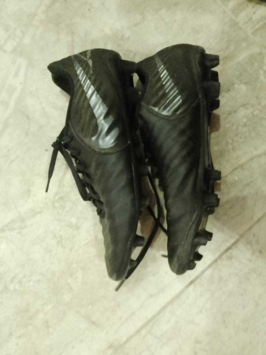 Черни бутонки naik 43 номер