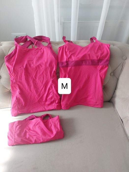 ‼️REDUCERE‼️ Maiou sport damă Reebok Marimea M si XL cu bustieră