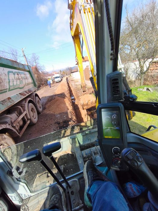 Услуги с Мини Багер 2t и Камион – София,Перник и региона