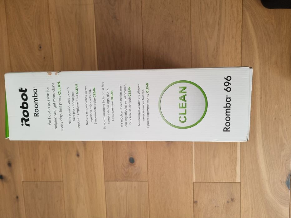 IRobot Roomba 696