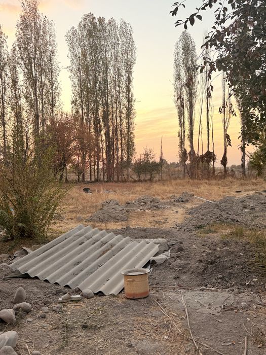 Yer sotiladi   Yuqori chirchiq tumani