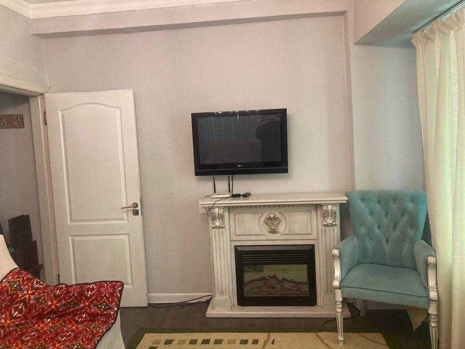 Юнусабад 4 продаётся квартира 2/4/4