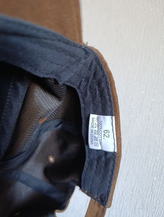 Кепка коричневая новая