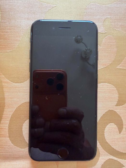 iPhone SE 2022 64GB