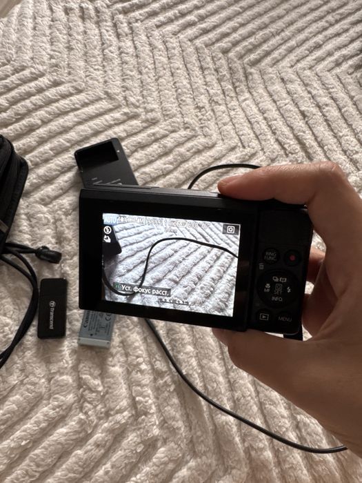 Продам Canon G7X Mark II