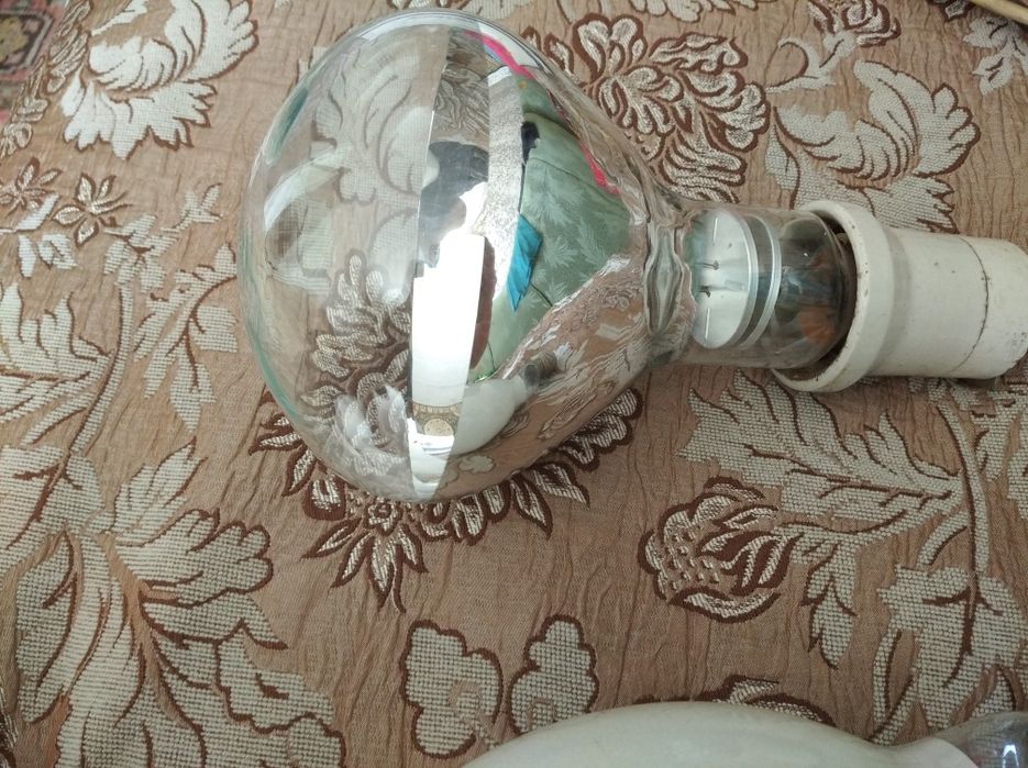 Продам большие лампы