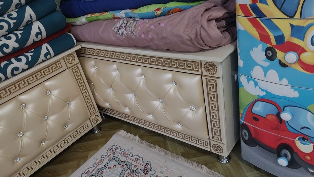 Продаются сундуки 2 шт