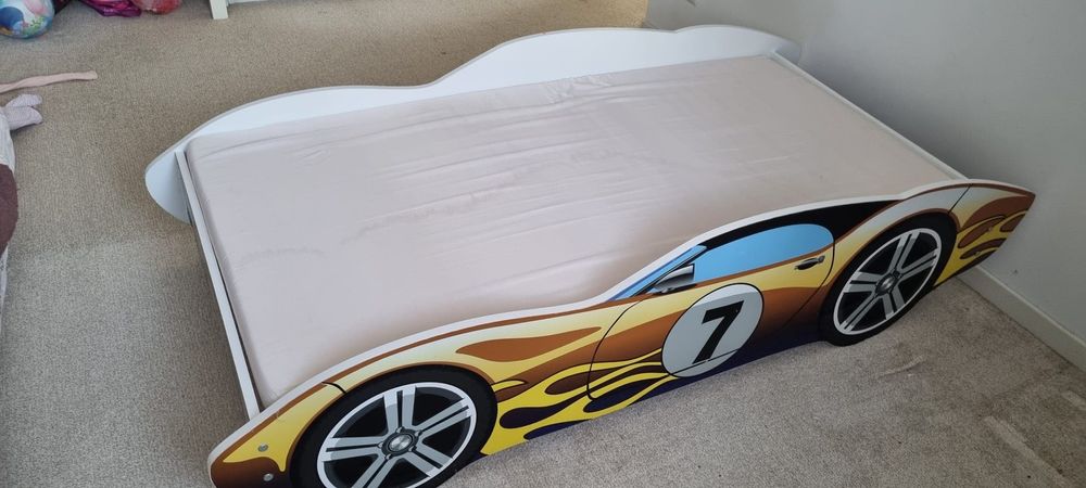 Pătuț copil mașinuța