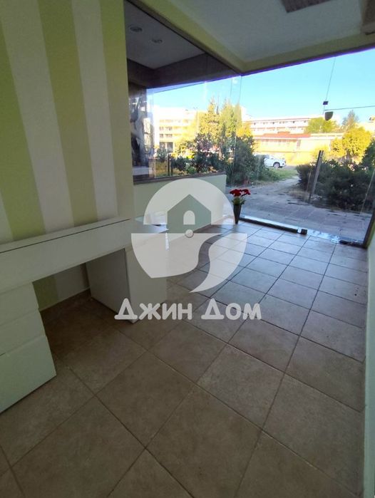 Търговско помещение в търговски център, к.к. Слънчев бряг