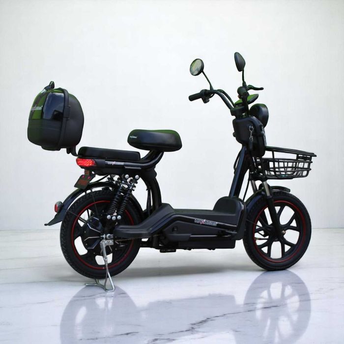 Електрически скутер с педали MaxMotors EBZ 18 1200W / 48V-60V-72V / 28Ah - BLACK