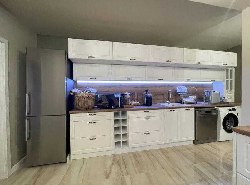 Голям и луксозен имот в кс- Сарафово