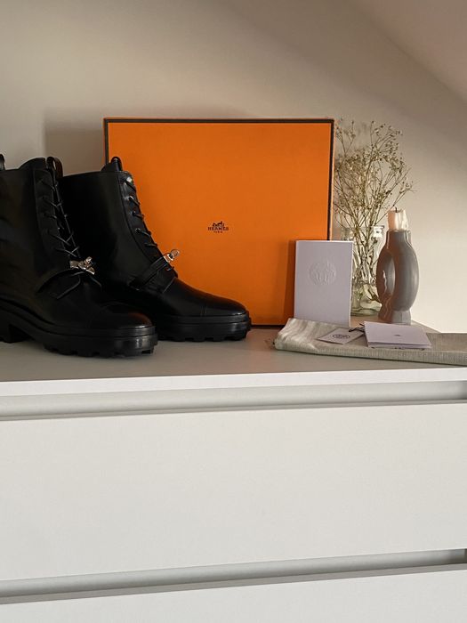 Обувь осеняя HERMES