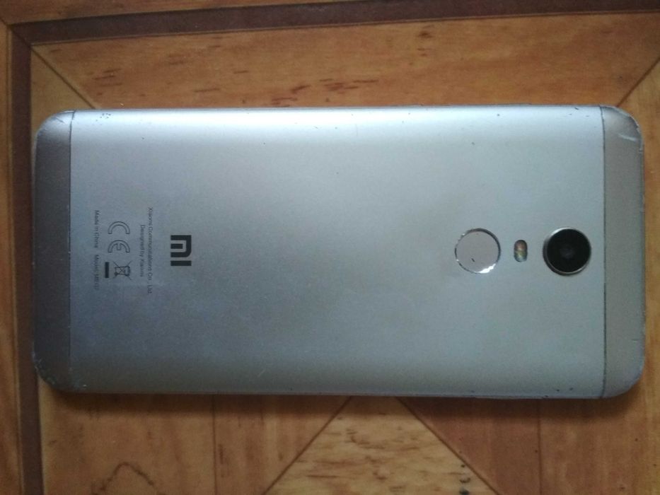 Xiaomi Redmi 5 plus на запчасти