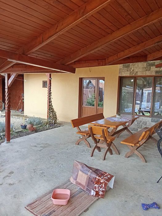 Casă de vânzare, renovată complet, mobilată și utilata