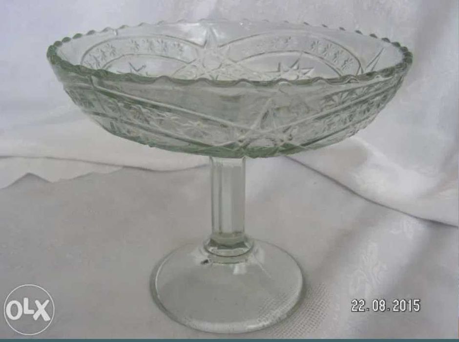 Стъклени фруктиери