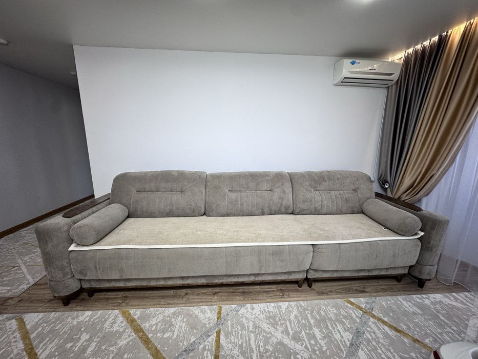 Продам диван в отличном состояний