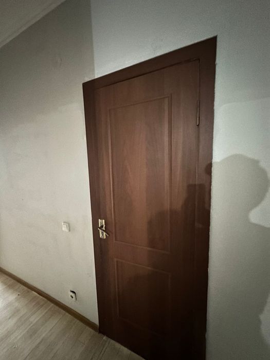 Межкомнатные двери б/у