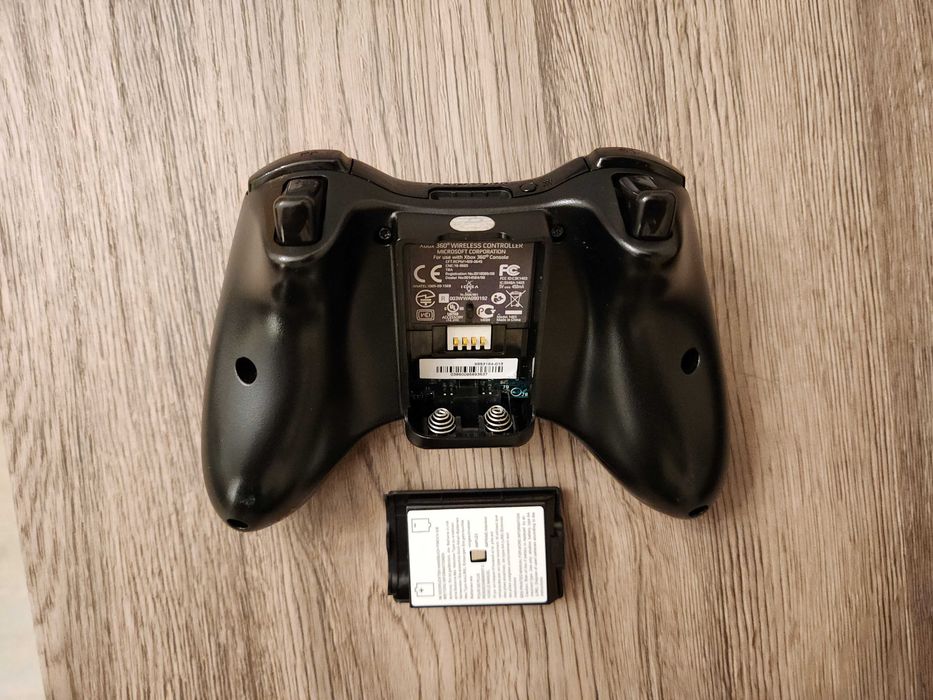 Controller (maneta) wireless pentru Xbox 360