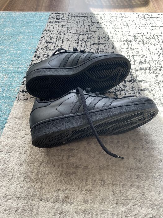 Vand adidasi Adidas de piele 37