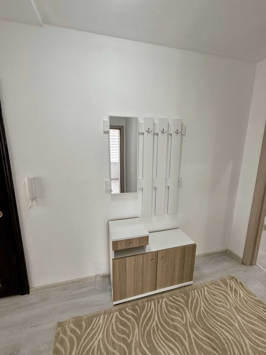 Чисто нов, напълно обзаведен тристаен апартамент в нова сграда