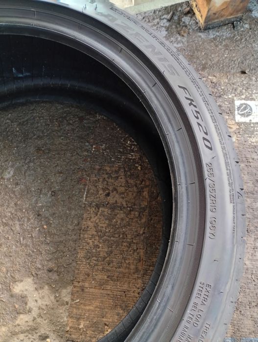 Перфектни 2бр. 255/35/19 Falken FK520 dot0124